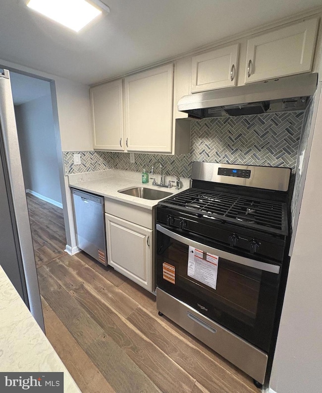 9432 Merryrest Rd, Columbia, MD 21045 - photo 4