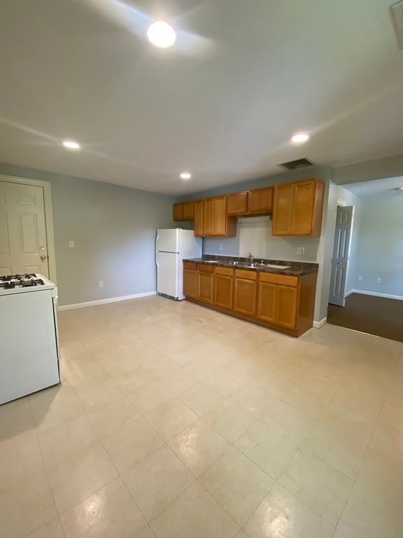 282 Main St unit 2, Spencer, MA 01562 - photo 7