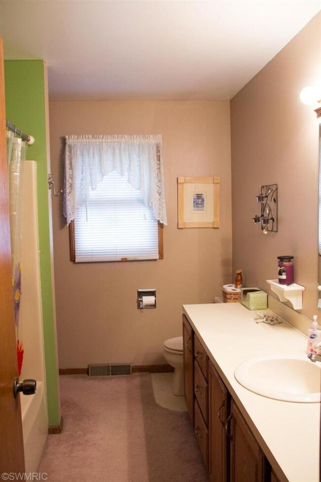 1066 Runway Dr SW, Byron Center, MI 49315 - photo 7