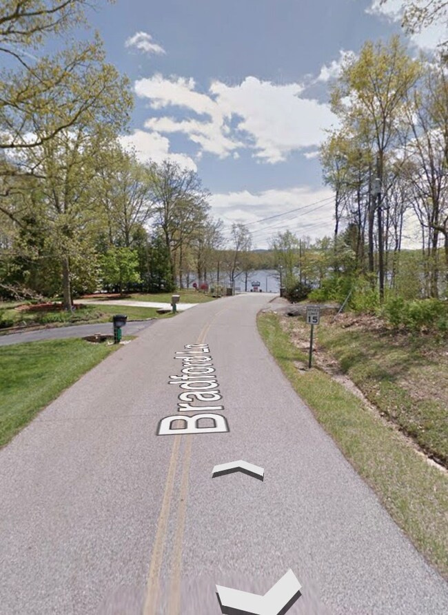 118 Bradford Ln, Crossville, TN 38558 - photo 2