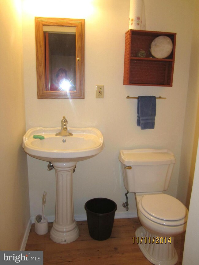 16111 Edenwood Dr, Bowie, MD 20716 - photo 5