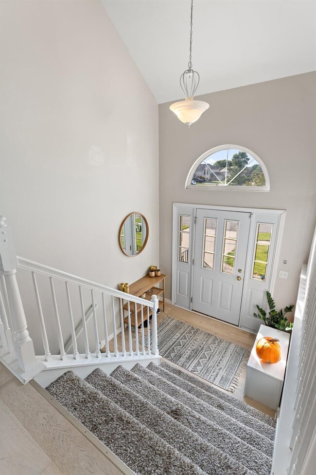 10487 Pinnacle St, Crown Point, IN 46307 - photo 5