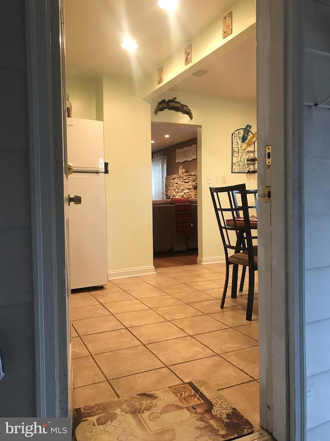 2406 Lodge Forest Dr, Sparrows Point, MD 21219 - photo 6