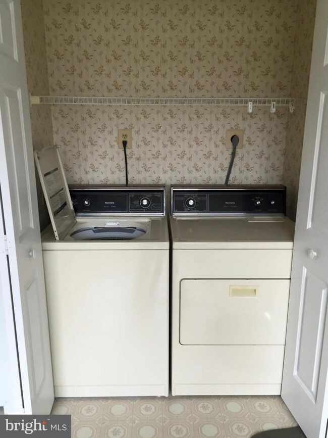 37778 Legard Farm Rd, Hillsboro, VA 20132 - photo 5