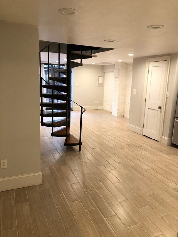 134 W Newton St unit A, Boston, MA 02118 - photo 4