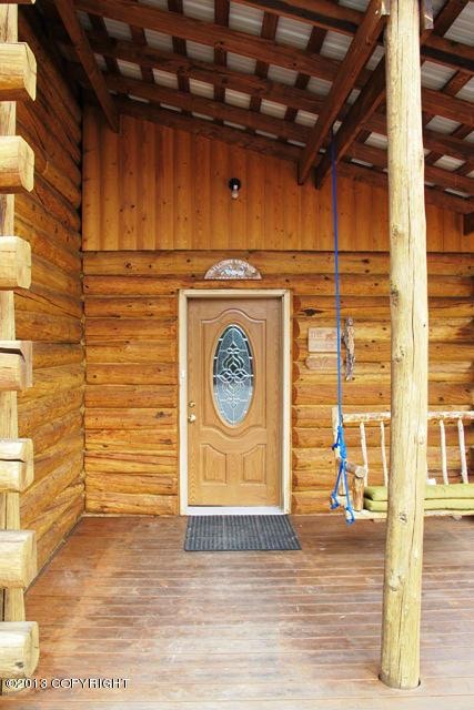 Exterior Front Entry