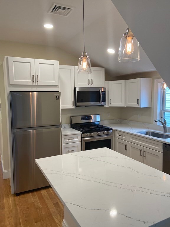 94 Josephine Ave unit 3, Somerville, MA 02144 - photo 2