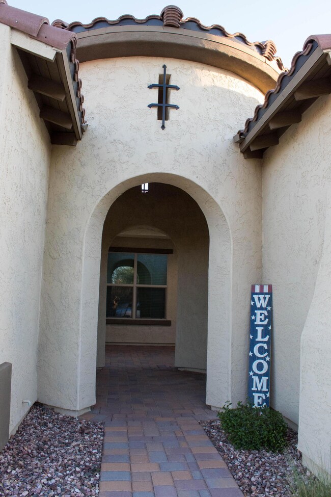 18379 W Devonshire Ave, Goodyear, AZ 85395 - photo 2