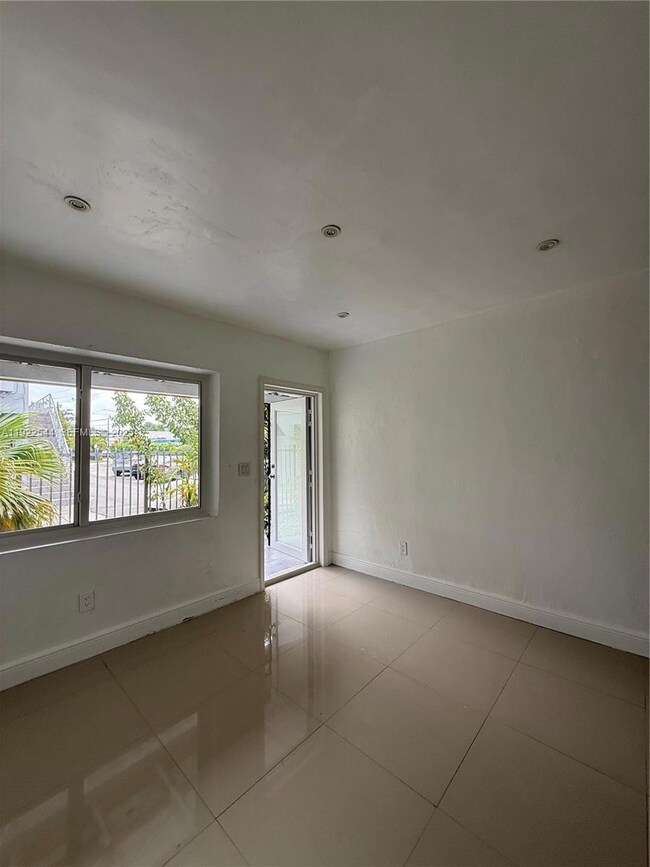 551 NE 61st St unit 2, Miami, FL 33137 - photo 7