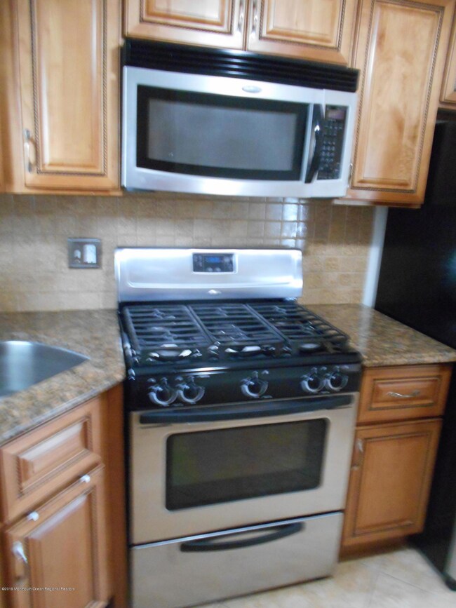 2 b stainless gas range and MW