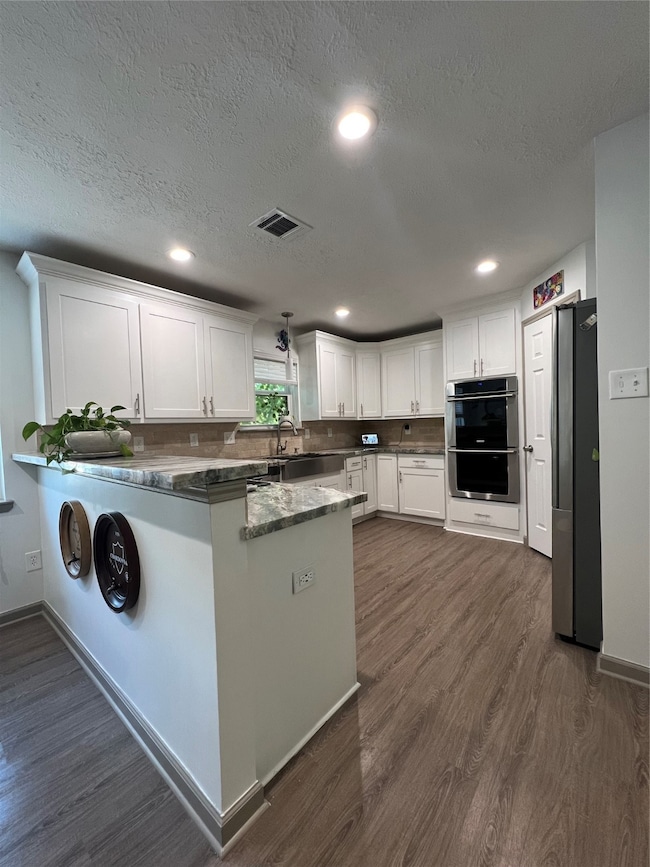 412 Colonial Dr, Friendswood, TX 77546 - photo 7