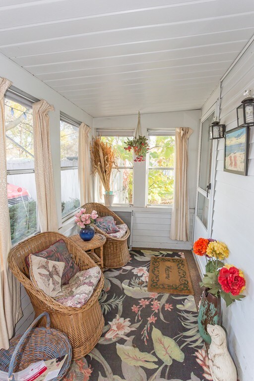 79 Montvale Ave, Woburn, MA 01801 - photo 2