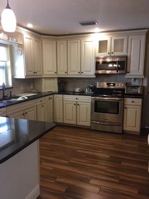 1733 NE Arch Ave, Jensen Beach, FL 34957 - photo 4