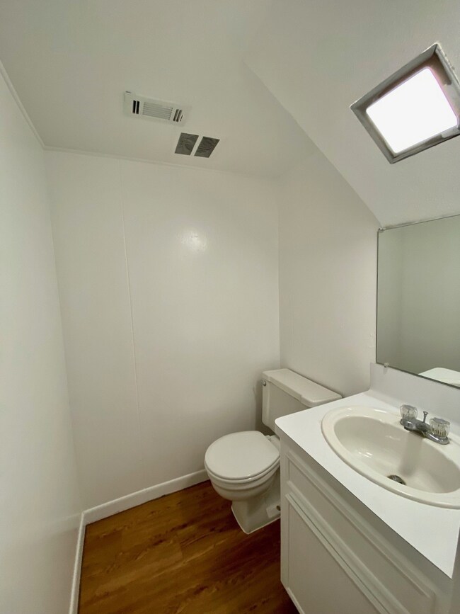 3916 Mandell St, Houston, TX 77006 - photo 3