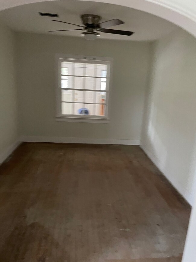 4132 Crane St, Houston, TX 77026 - photo 2