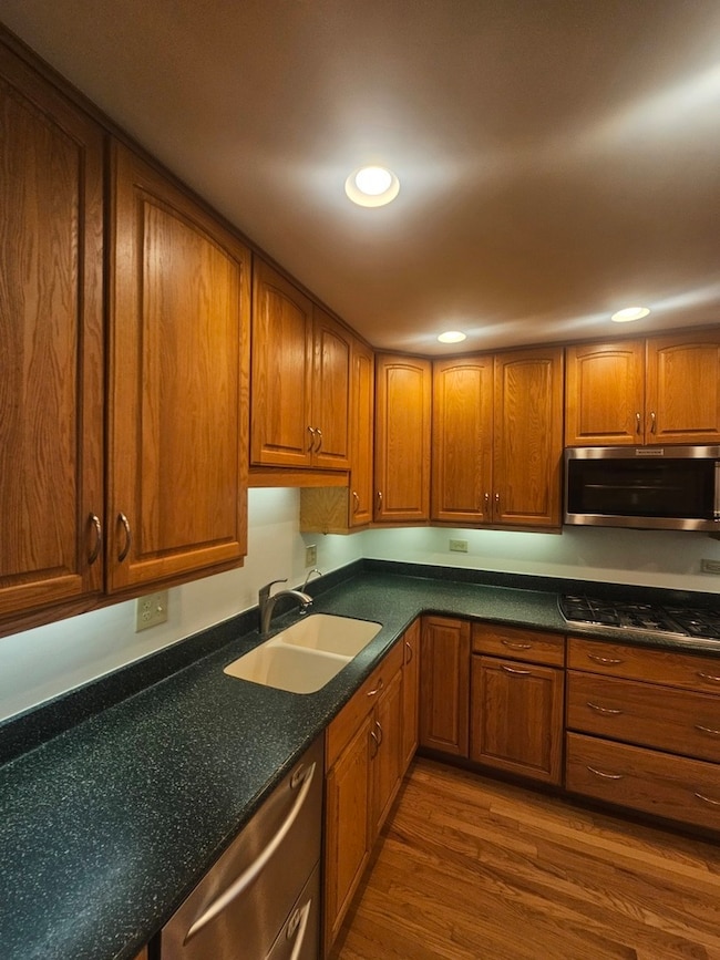 399 Purdue Ln, Elgin, IL 60123 - photo 6