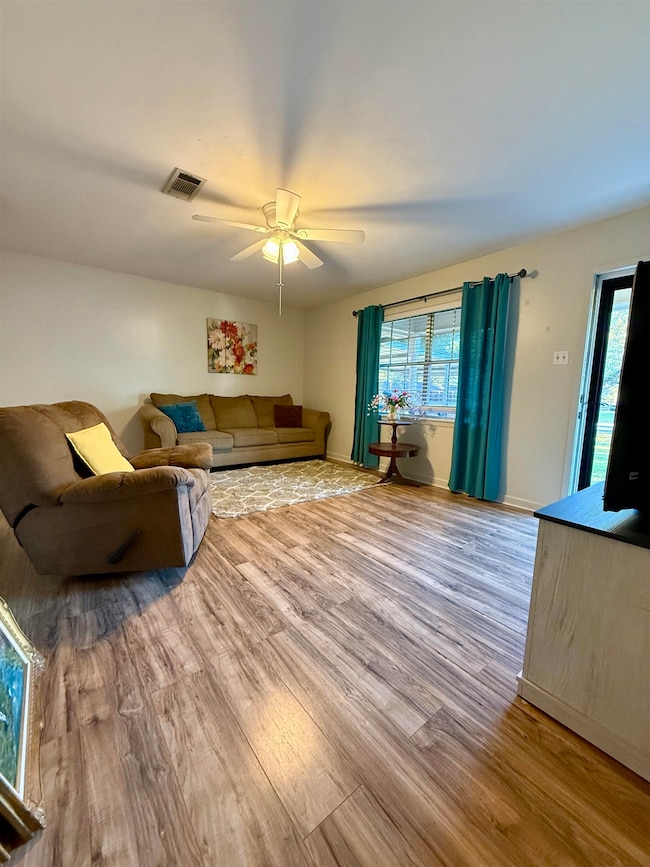 310 Ida Circuit, Vidor, TX 77662 - photo 4