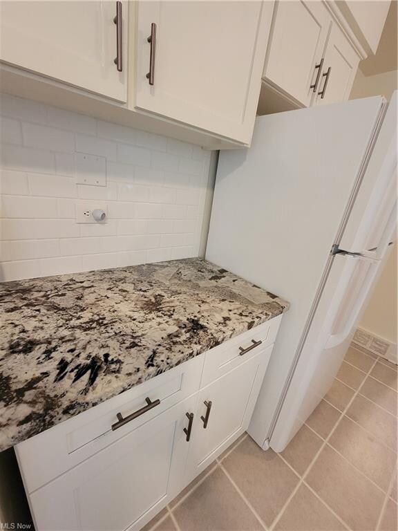 Alternate view kitchen