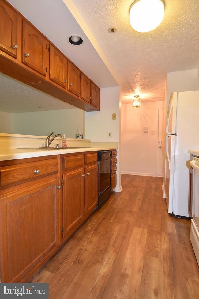 901 Cedar Crest Ct unit C, Edgewood, MD 21040 - photo 6