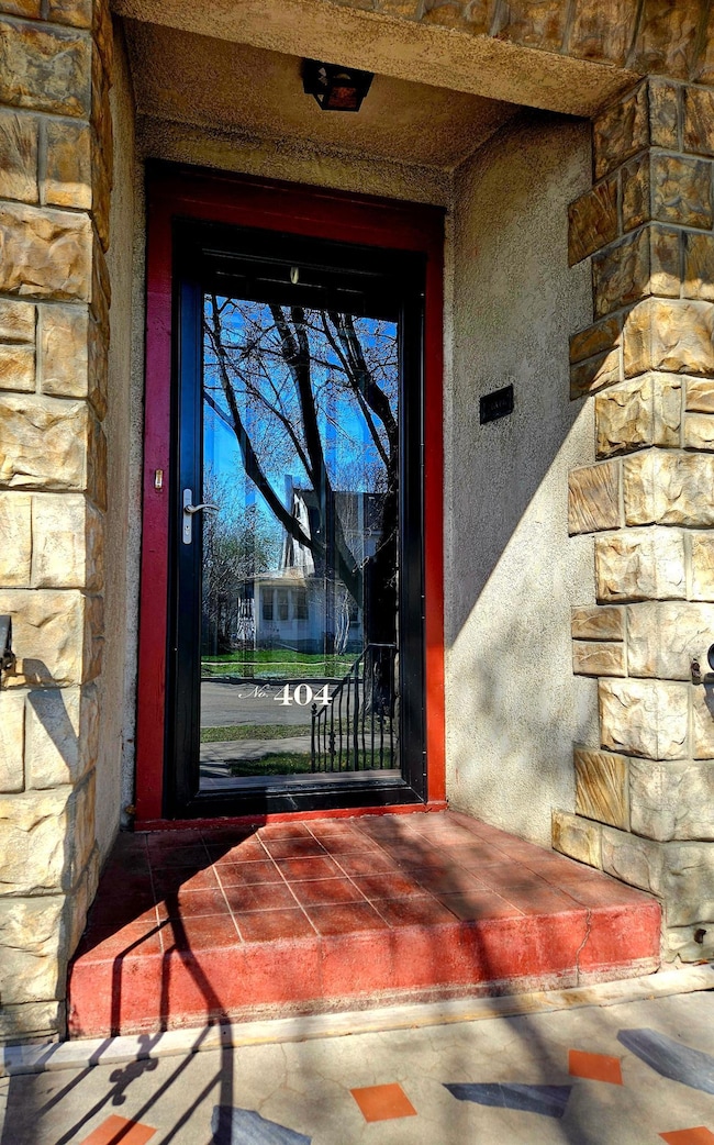 404 6th St SW, Austin, MN 55912 - photo 3