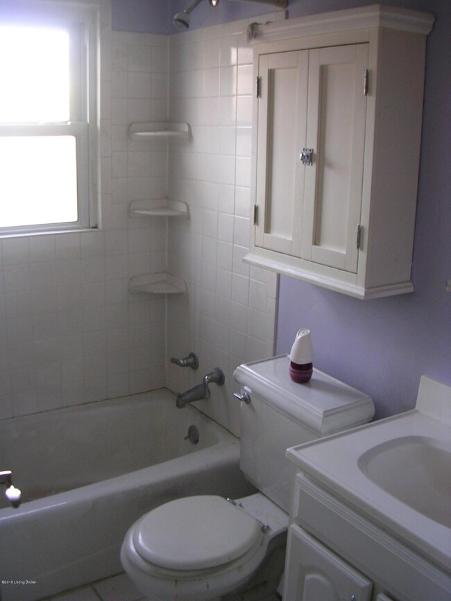 5514 Idlewood Ln, Louisville, KY 40291 - photo 5