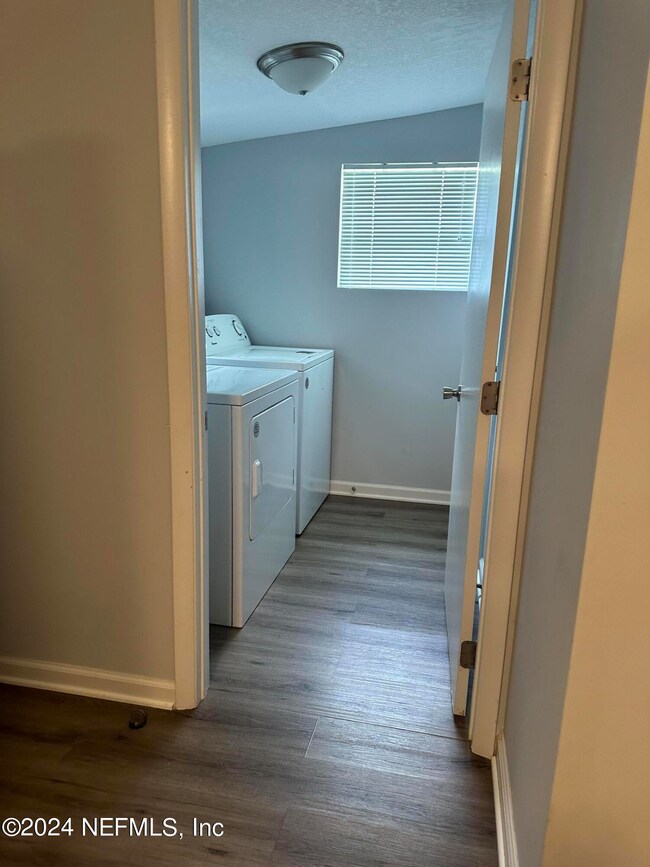 4648 Wheeler Ave, Jacksonville, FL 32210 - photo 7