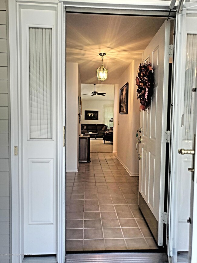 1609 Sweetbay Dr, Toms River, NJ 08755 - photo 4