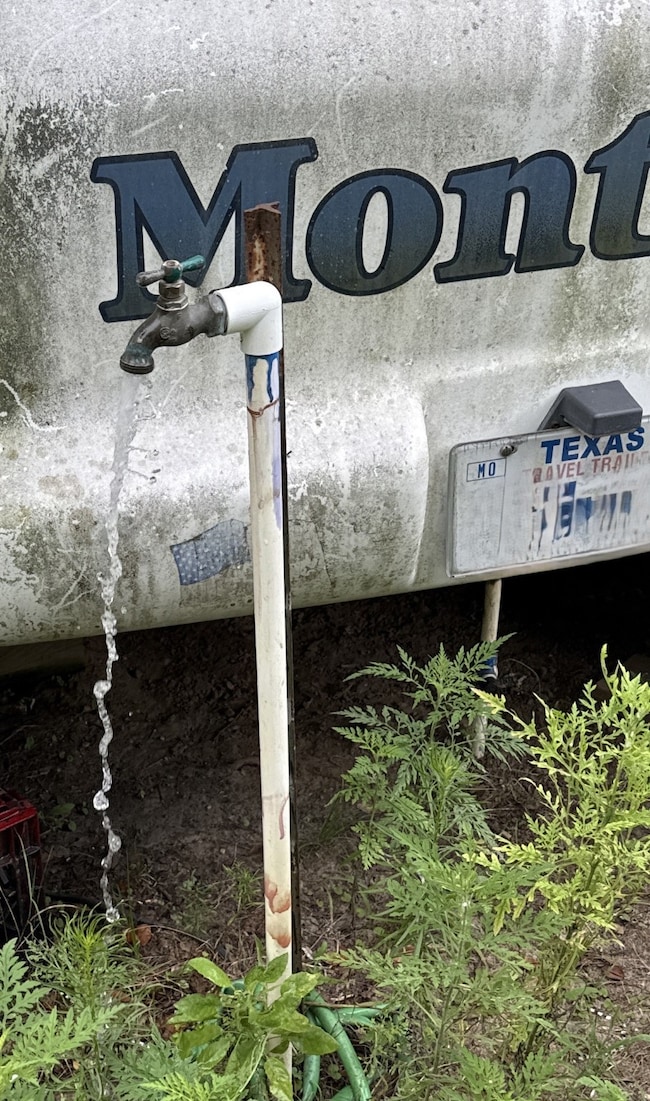 The property has running water with an active wate