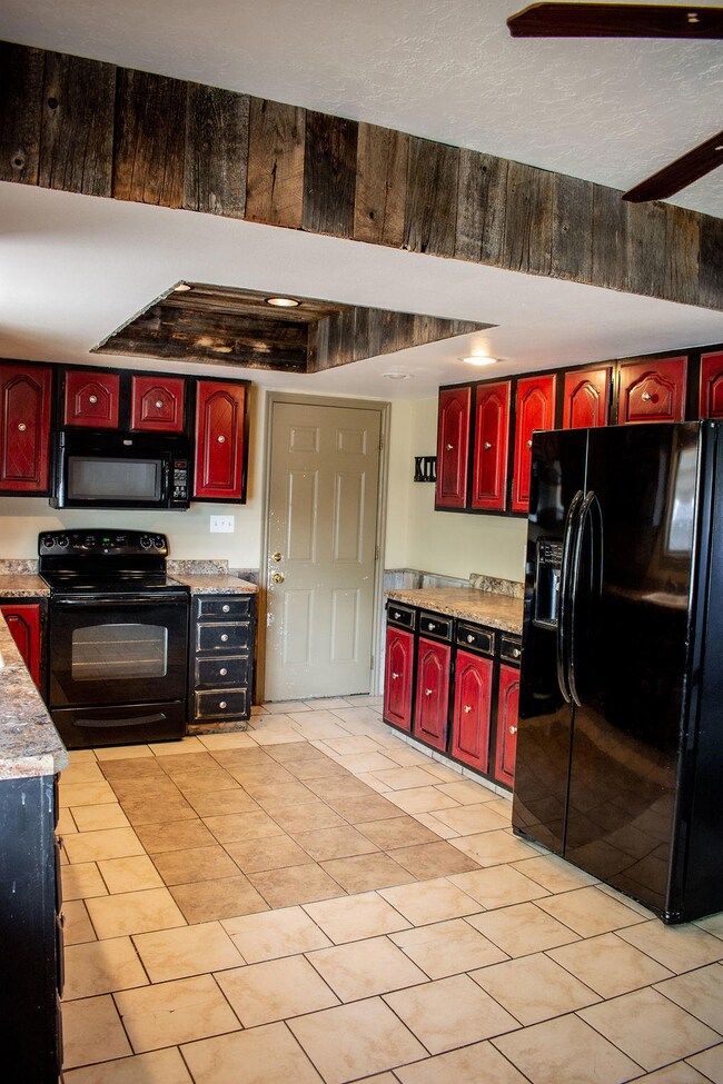 04 - KitchenB