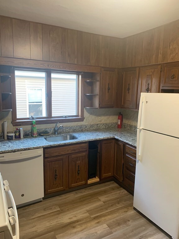 86 Pearson Ave unit 2, Somerville, MA 02144 - photo 3