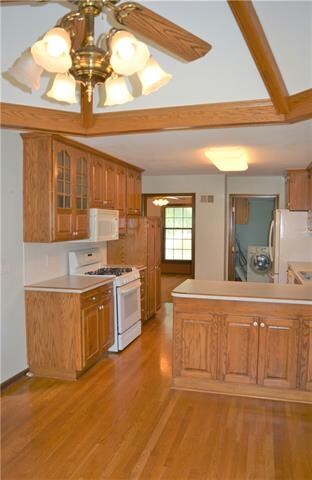 1301 NW Porter Dr, Blue Springs, MO 64015 - photo 3