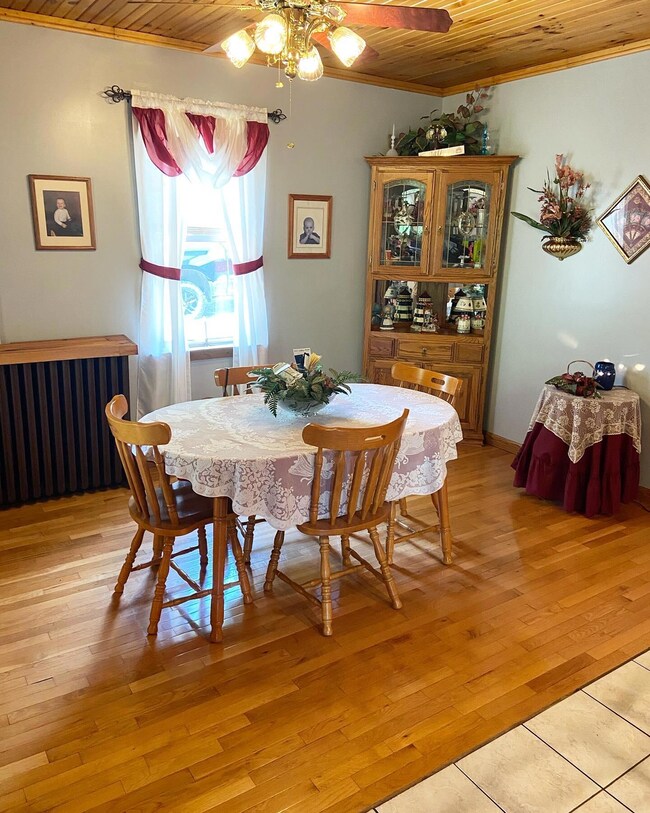 120 Maple St, Cherry Tree, PA 15724 - photo 4