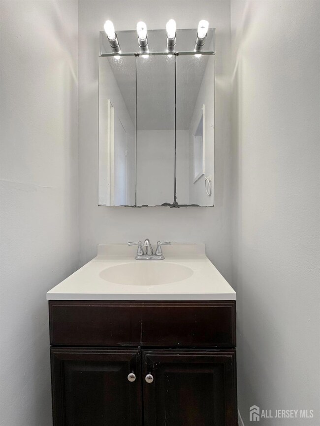 1 Lake Ave unit 10A, East Brunswick, NJ 08816 - photo 5