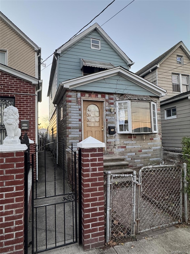 142-06 116th Ave, Jamaica, NY 11436 - photo 3