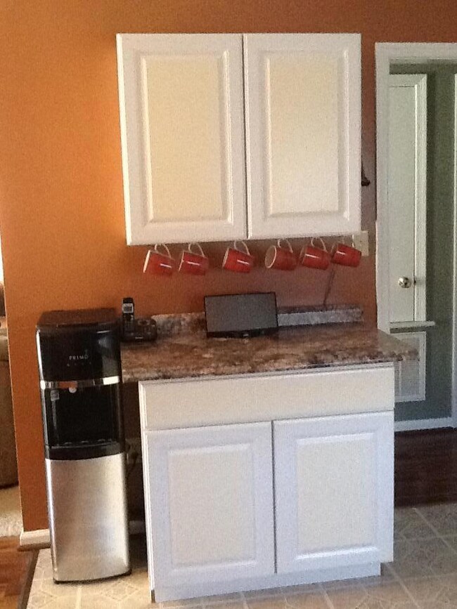 Kitchen (2)