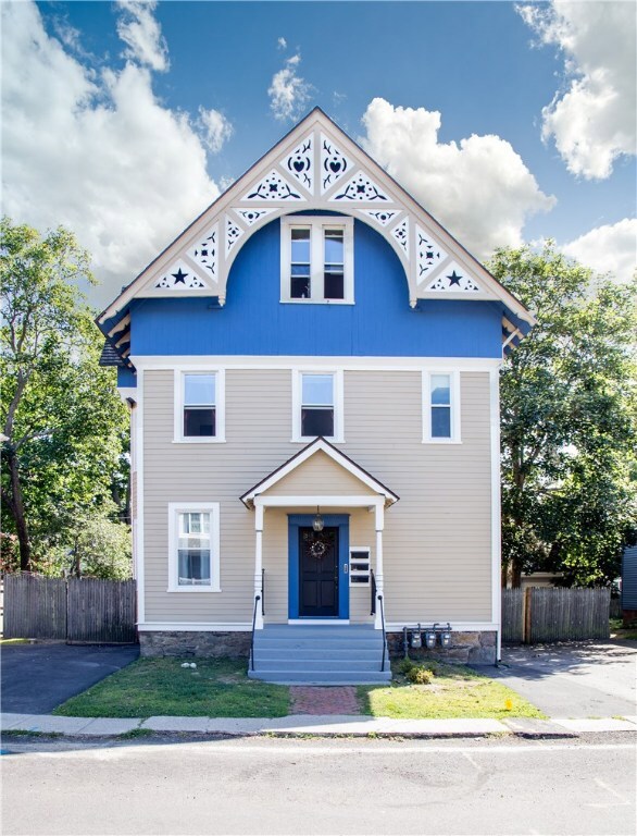 3 Bedlow Ave, Newport, RI 02840 - photo 2