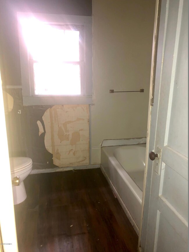 221 N Saint George St, Eunice, LA 70535 - photo 7