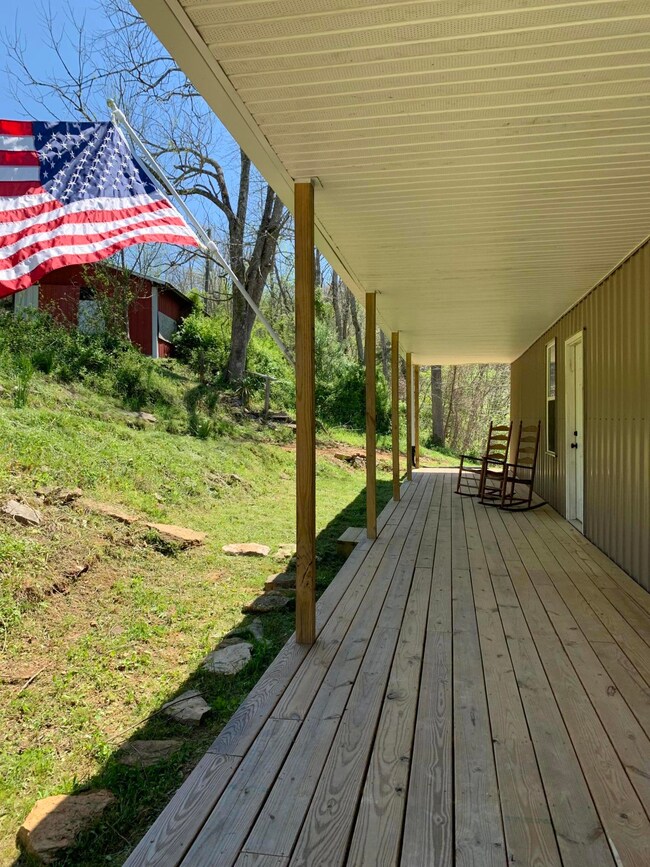 1125 Harmon Rd, Somerset, KY 42501 - photo 3