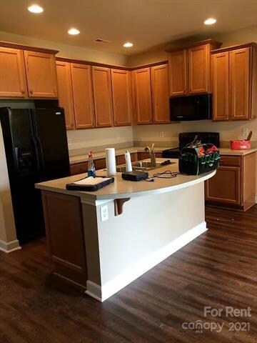 345 Sandy Spring Ln, Clover, SC 29710 - photo 3