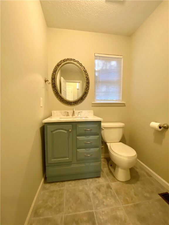 Guest bathroom-main floor