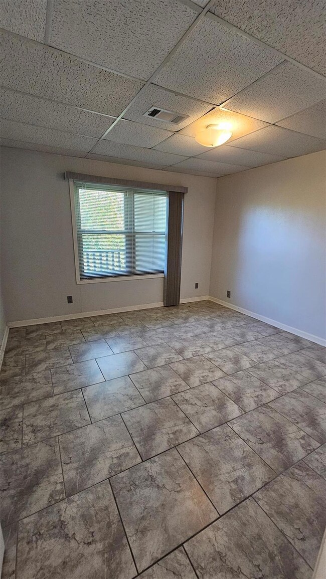 170 Interstate Dr unit B, Buda, TX 78610 - photo 7