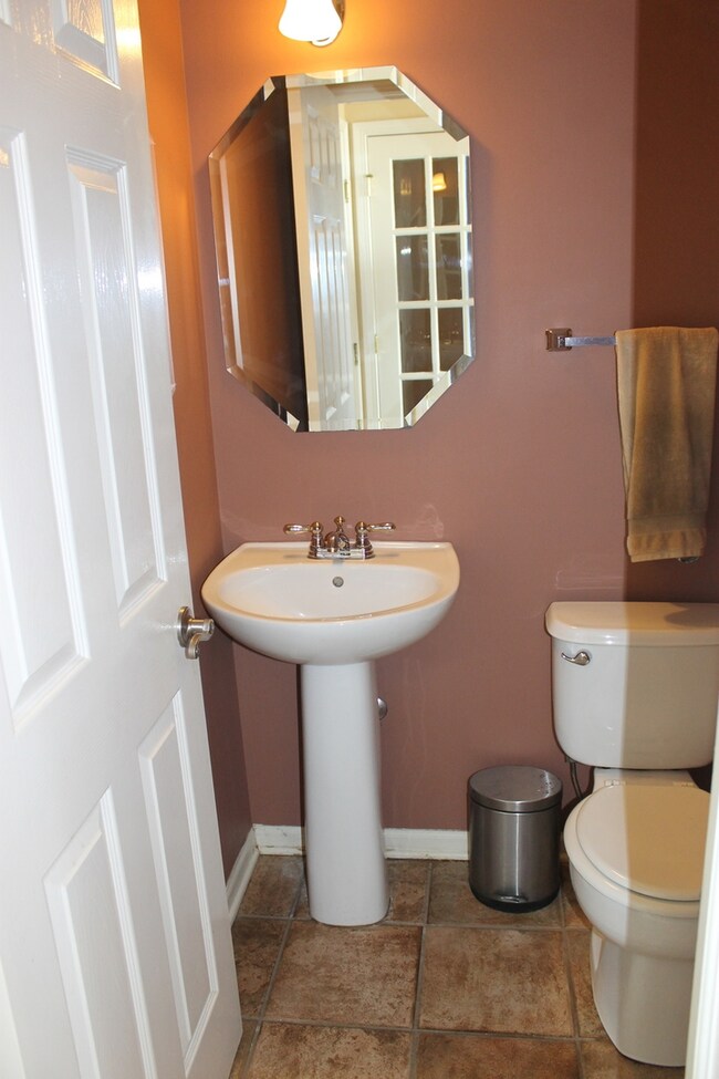 1/2 Bath