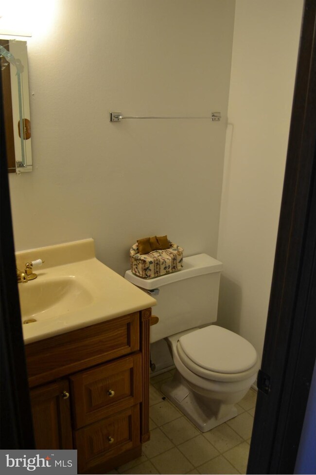 1578 Harford Square Dr, Edgewood, MD 21040 - photo 5