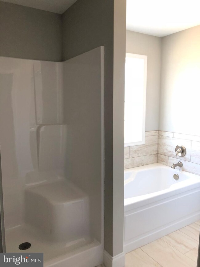 1190 Cydney Ln, Greencastle, PA 17225 - photo 5