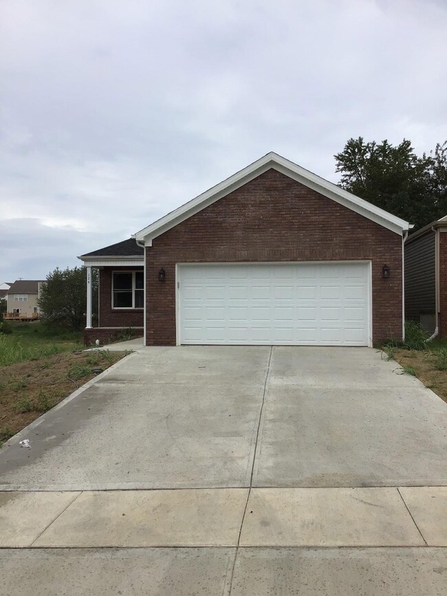 126 Bobby Jones Blvd, Frankfort, KY 40601 - photo 2