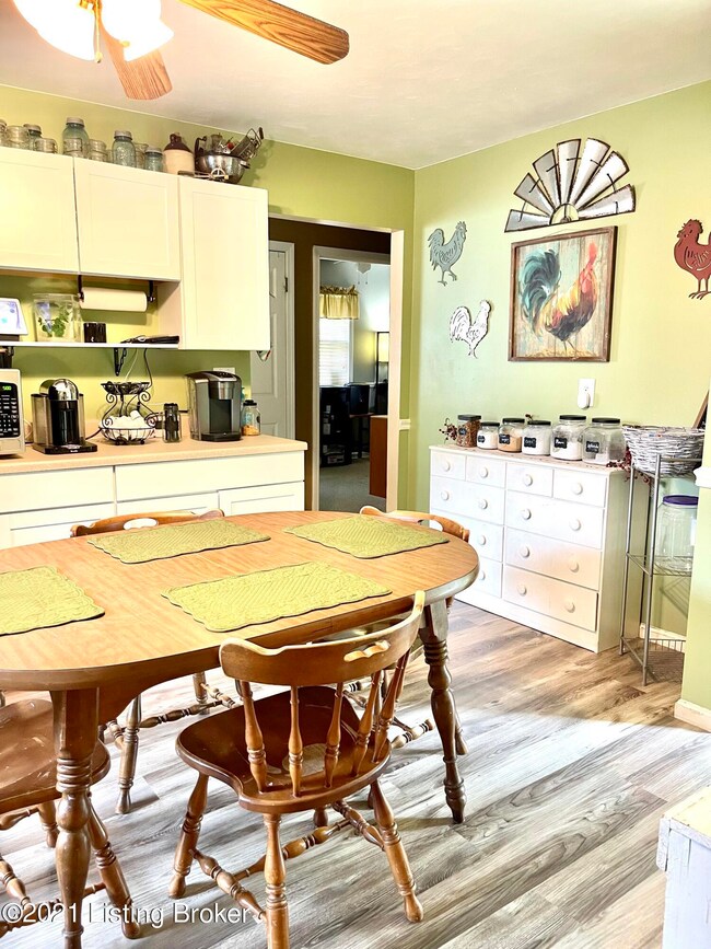 0D201811-2559-4AE0-8A70-86A16B77B8FD