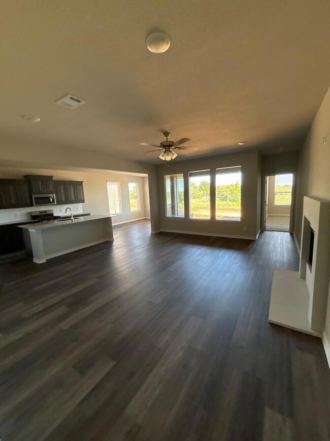 3605 Austin St, Gainesville, TX 76240 - photo 6