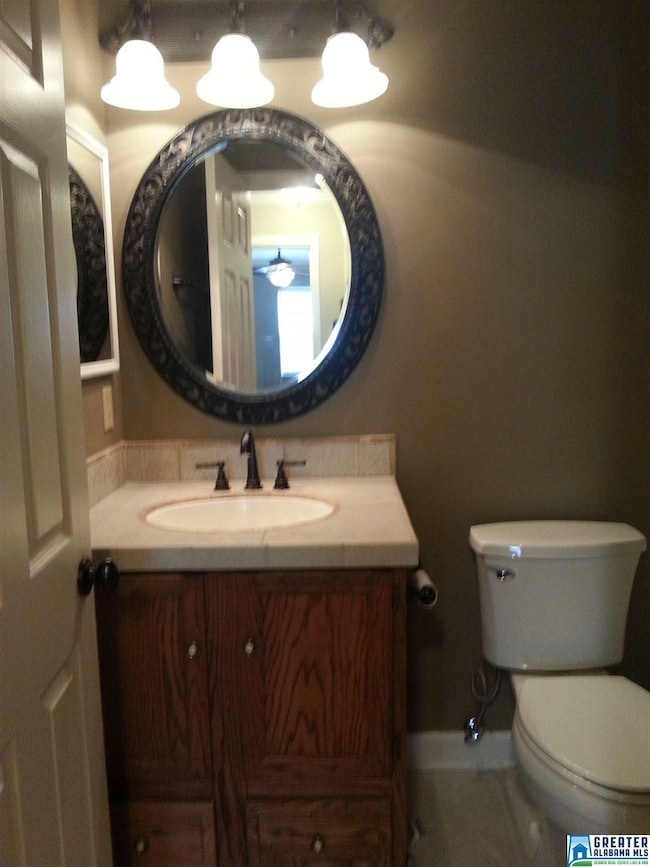 TUB/SHOWER COMBO.  GREAT UPDATED DESIGN AND FIXTUR