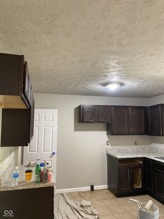 2121 Winfield Ave, Indianapolis, IN 46222 - photo 6