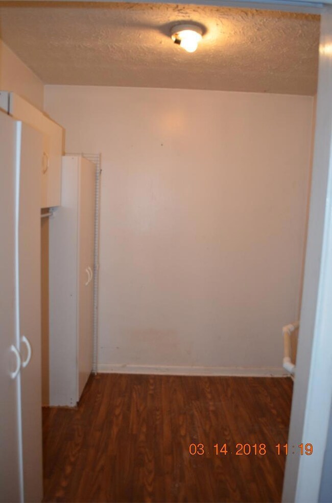 246 Collins Ave unit 6, Centerville, GA 31028 - photo 3